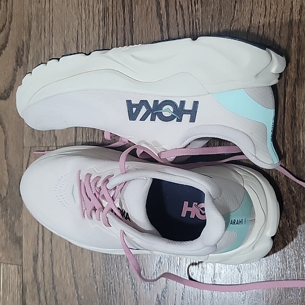 Hoka One One ARAHI 8 Running Shoes
